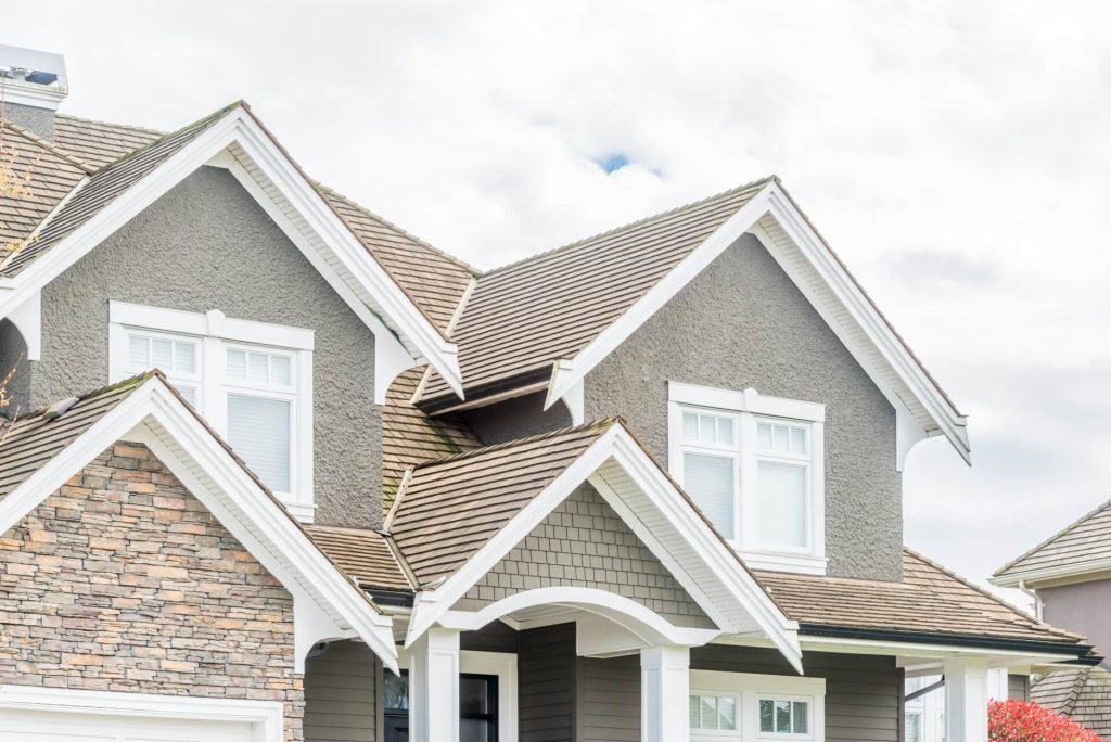 Understanding Roof Replacement vs. Repair: When is it Time for a New Roof in Lexington?